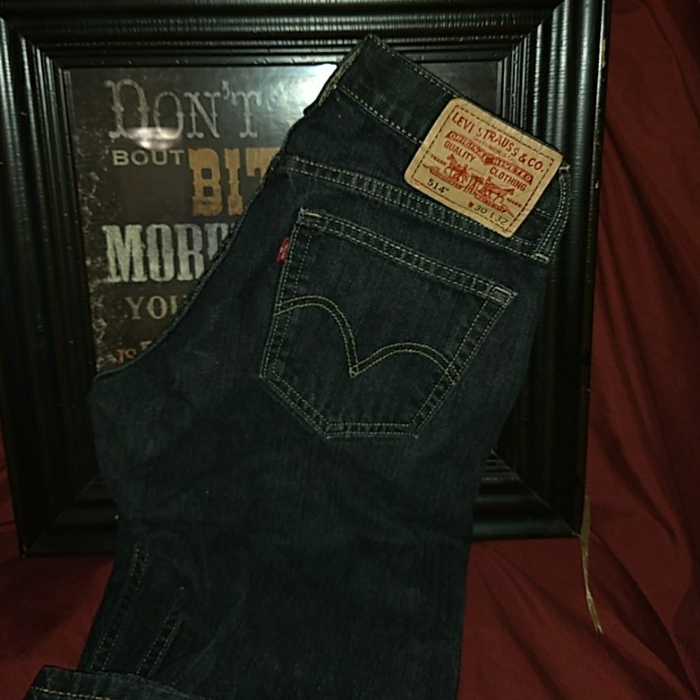 Levi 514 Jeans.